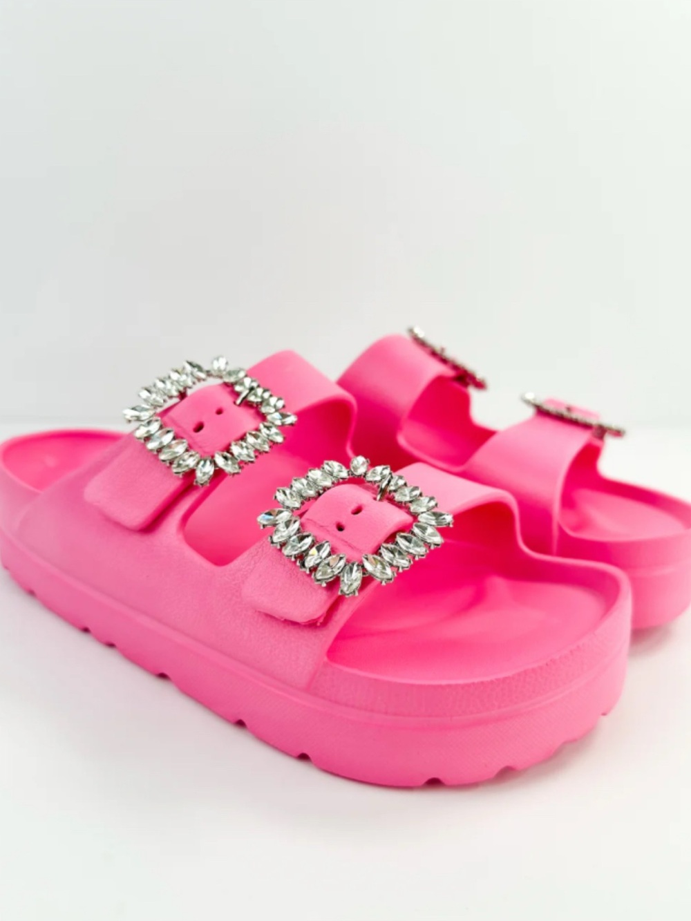 Woman’s Pink Gem Buckle Slide Sandals Size 10 - Picture 1 of 4